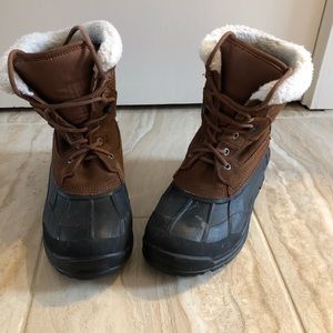 Kamik Acadia boots